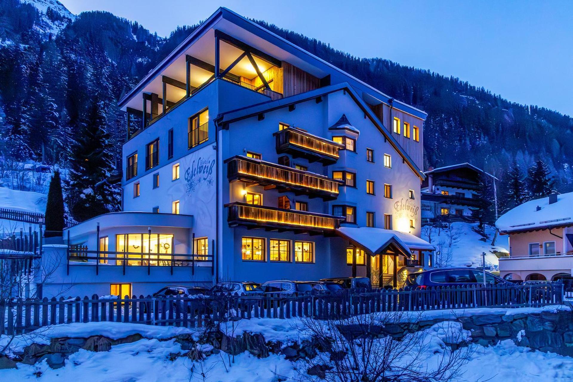 Hotel Edelweiss كاونرتال المظهر الخارجي الصورة